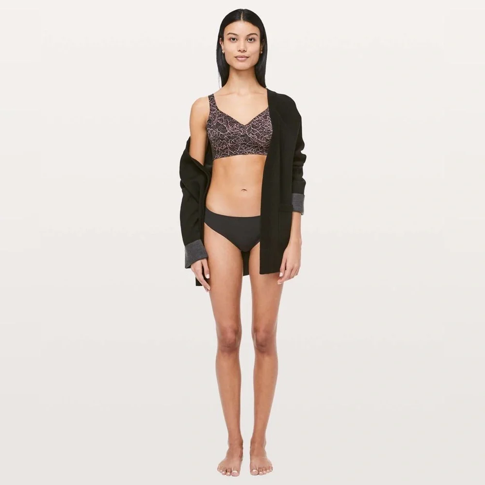 Lululemon Like Nothing Bra Lacescape Spanish Rose Black 32C